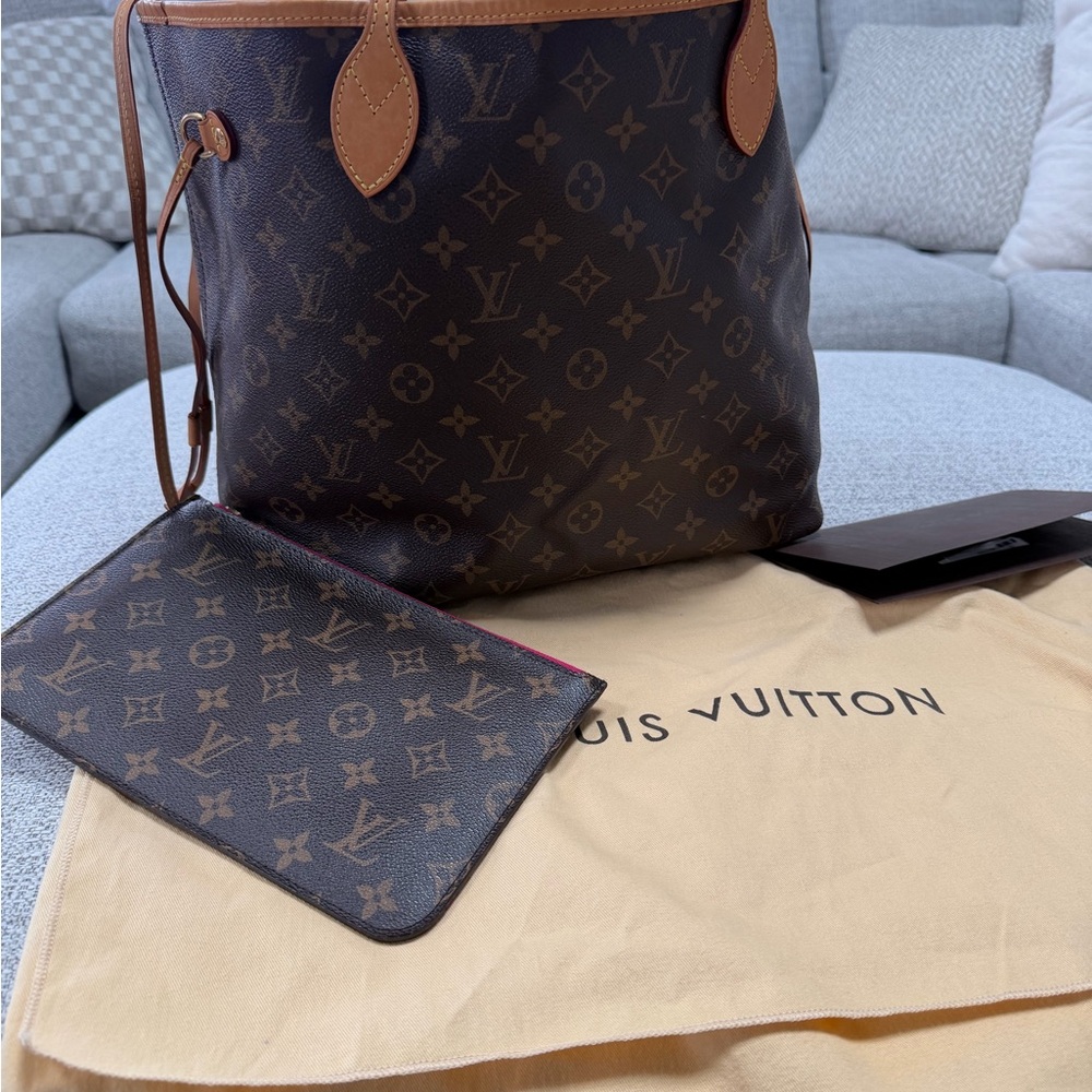 Louis Vuitton Neverfull MM Raspberry - Picture 13 of 15